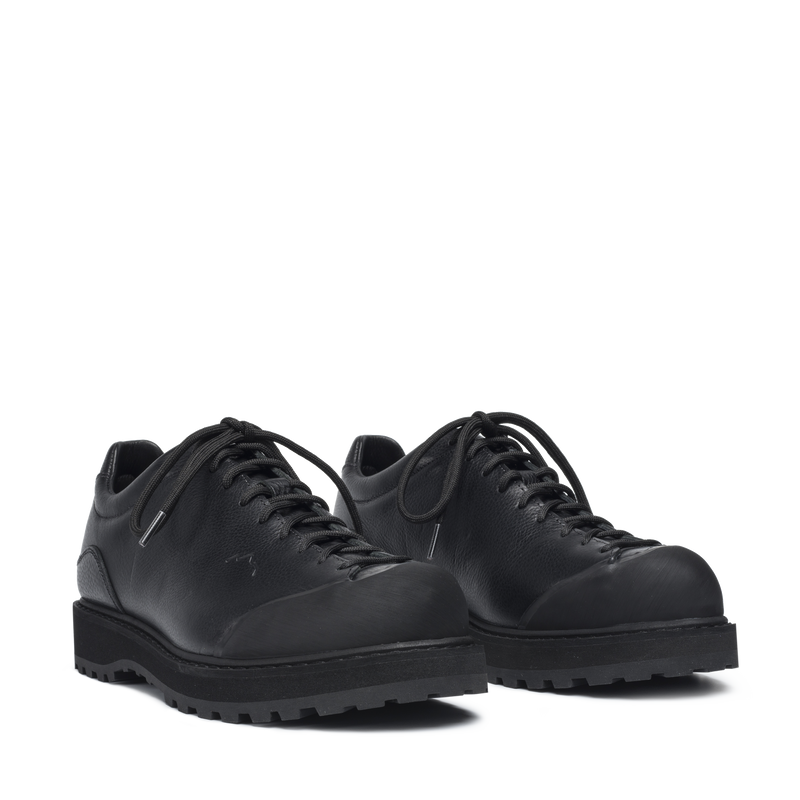 Ampezzo Black Leather M