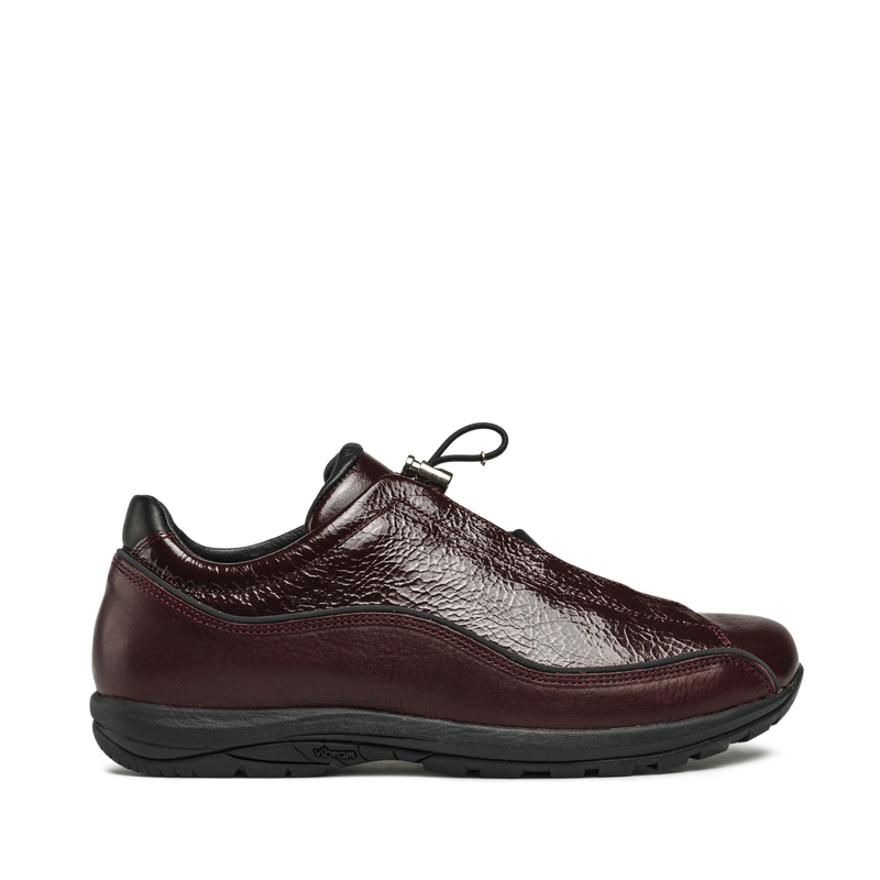 Licata Burgundy Crackled Leather M