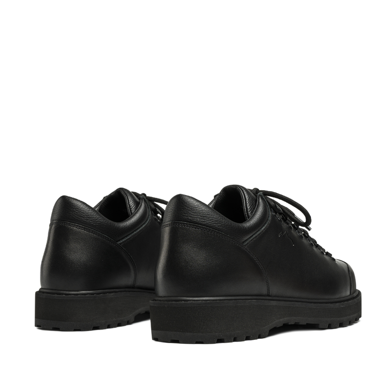 Cornaro Black Leather M