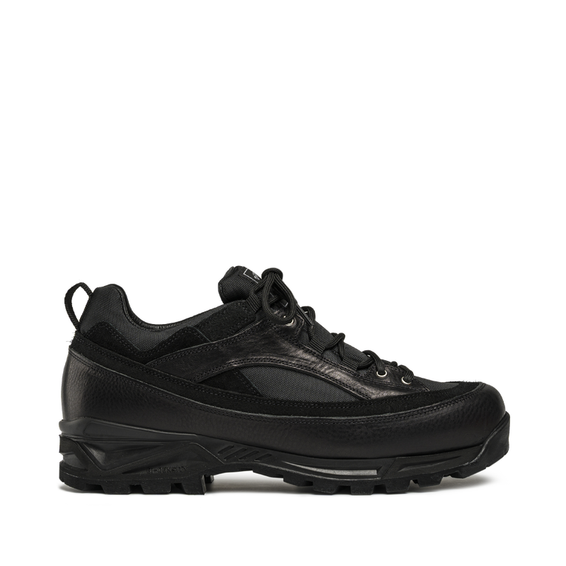 Grappa Hiker Black Fabric M
